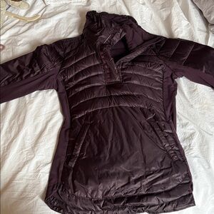 lululemon athletica Down For a Run Jacket II Size 6